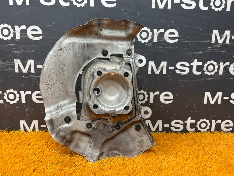 кулак поворотный, 1000 рублей, Красноярск