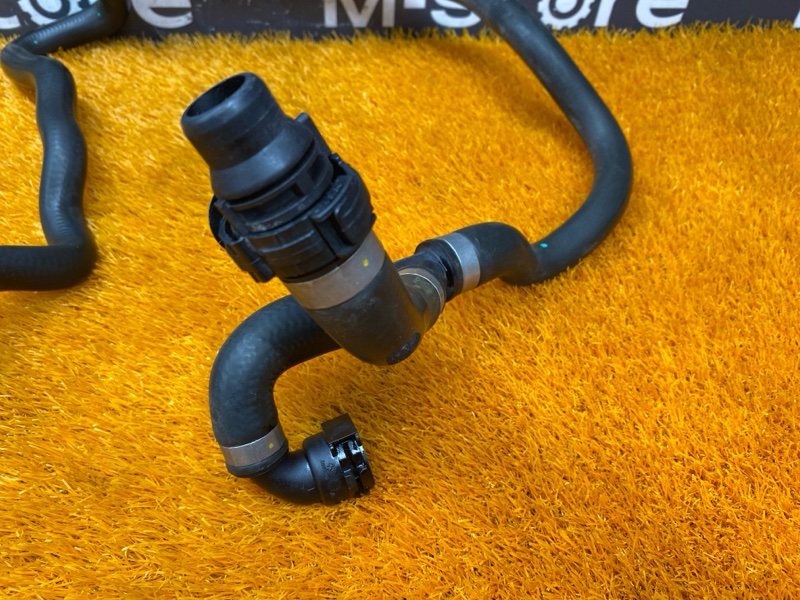 Патрубок системы охлаждения, 1000 рублей, Красноярск