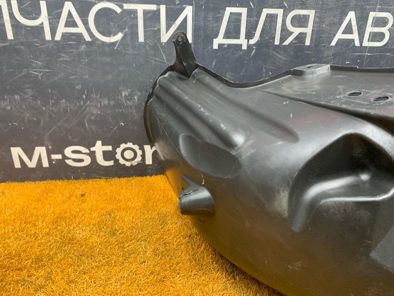 подкрылок, 500 рублей, Красноярск