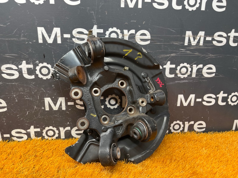 кулак поворотный, 2000 рублей, Красноярск