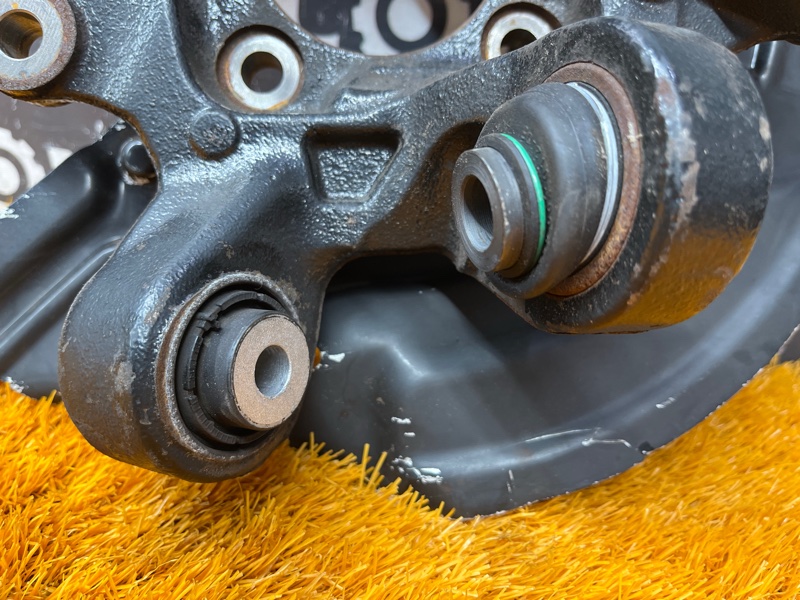 кулак поворотный, 2000 рублей, Красноярск