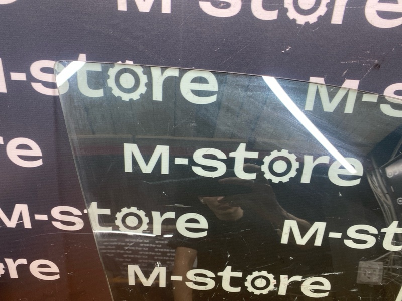 Стекло боковое, 1200 рублей, Красноярск