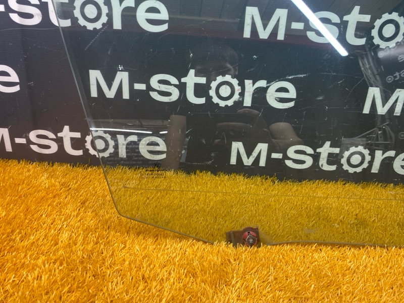 Стекло боковое, 1200 рублей, Красноярск