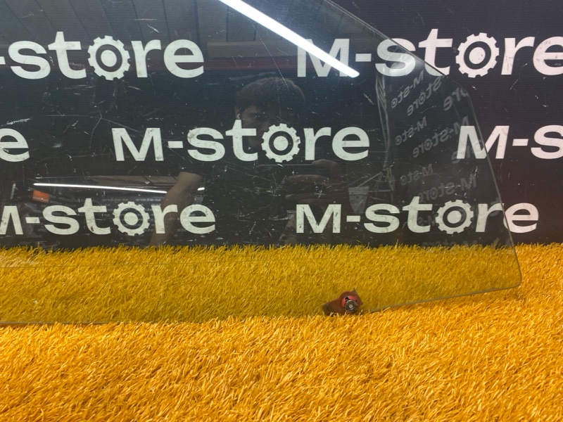 Стекло боковое, 1200 рублей, Красноярск