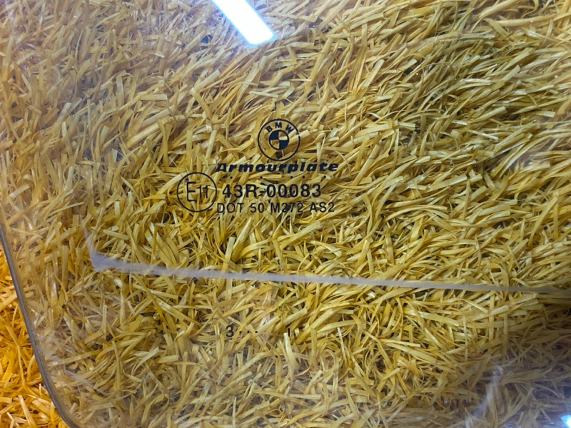 Стекло боковое, 1200 рублей, Красноярск