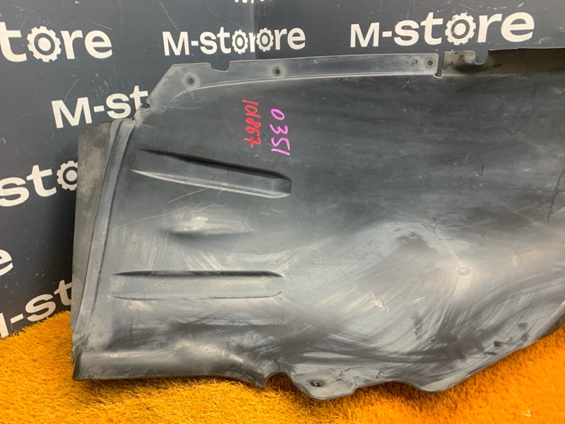 подкрылок, 4000 рублей, Красноярск