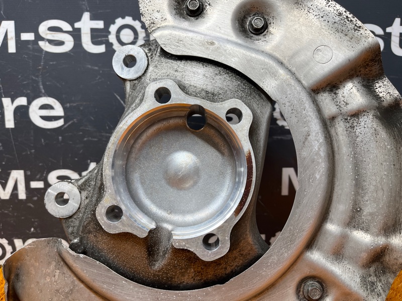 кулак поворотный, 1000 рублей, Красноярск