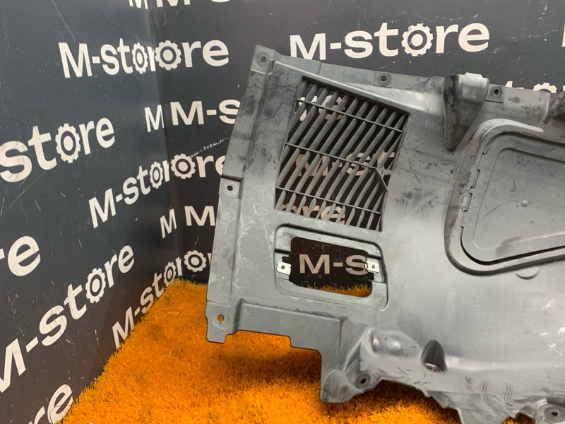 подкрылок, 3500 рублей, Красноярск