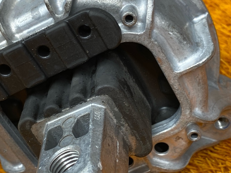 подушка двигателя, 3000 рублей, Красноярск