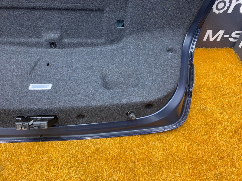 крышка багажника, 12000 рублей, Красноярск