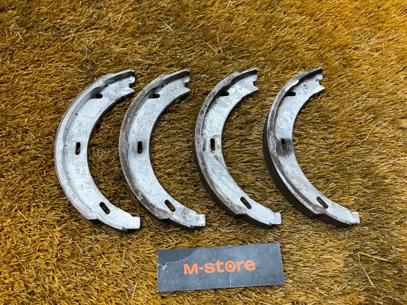 Колодки ручника, 900 рублей, Красноярск