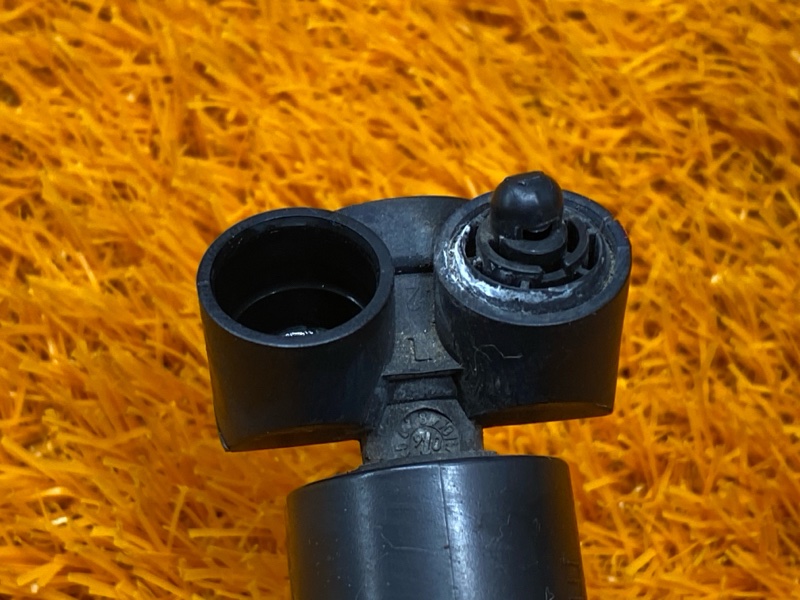 Форсунка омывателя фары, 500 рублей, Красноярск