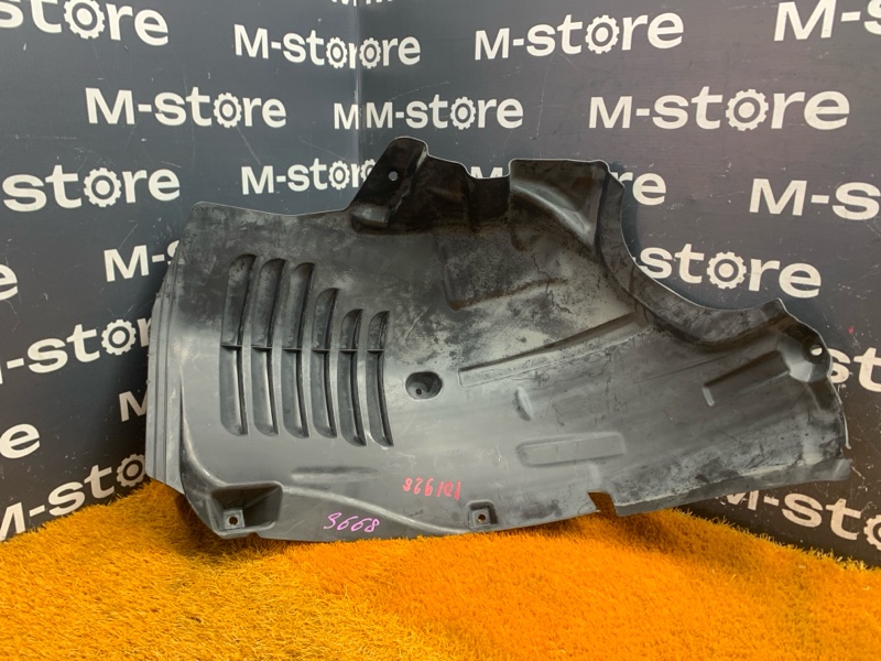 подкрылок, 4000 рублей, Красноярск