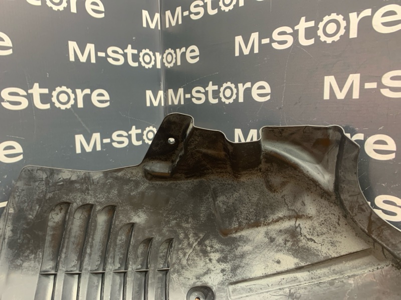 подкрылок, 4000 рублей, Красноярск