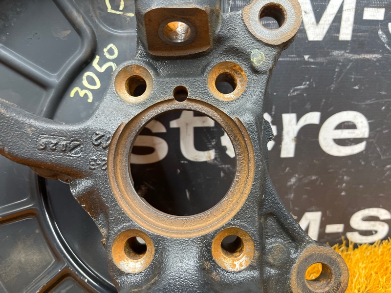 кулак поворотный, 1500 рублей, Красноярск