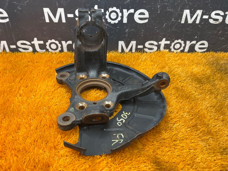 кулак поворотный, 1500 рублей, Красноярск