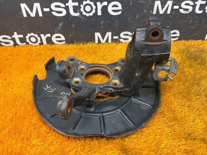 кулак поворотный, 1500 рублей, Красноярск