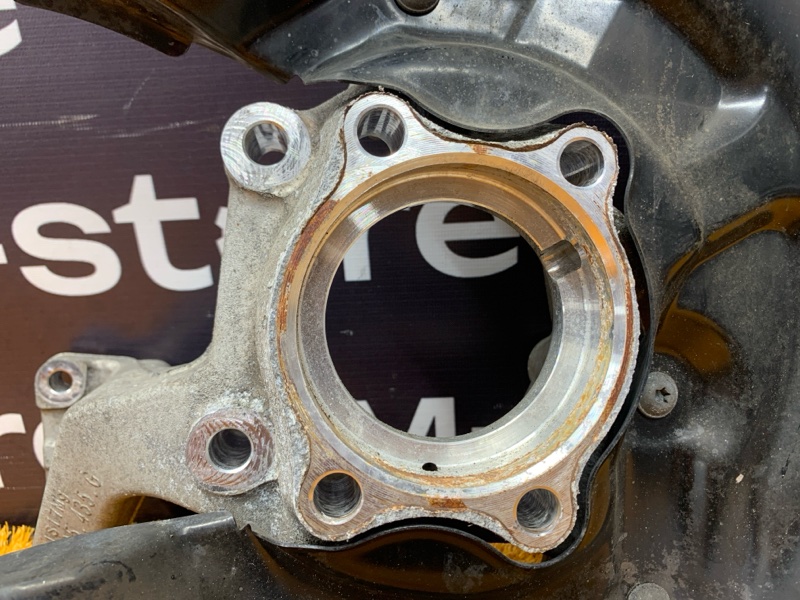 кулак поворотный, 2000 рублей, Красноярск