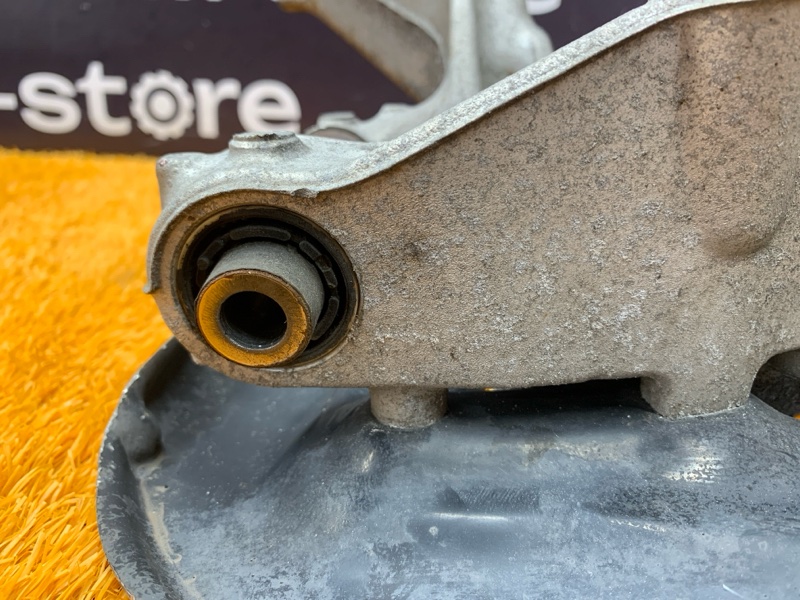 кулак поворотный, 2000 рублей, Красноярск