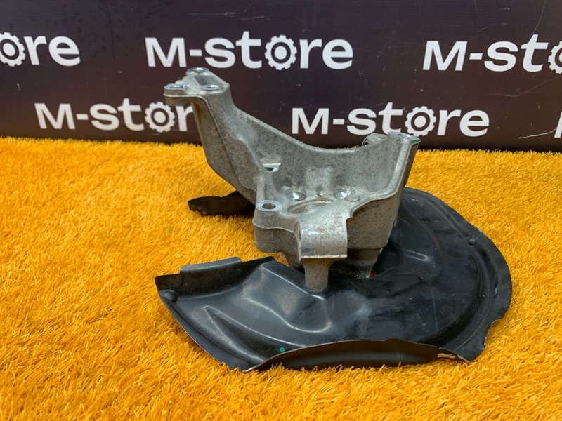 кулак поворотный, 2000 рублей, Красноярск