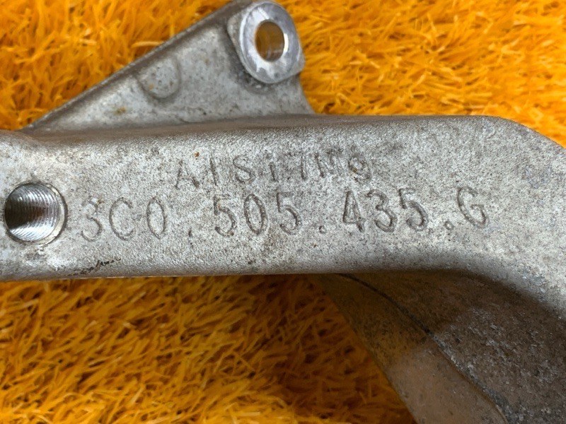 кулак поворотный, 2000 рублей, Красноярск