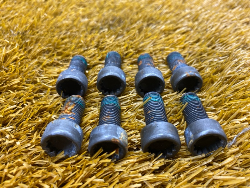 болт гидротрансформатора, 800 рублей, Красноярск