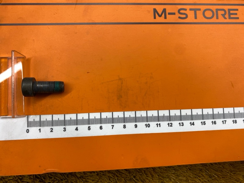 болт гидротрансформатора, 800 рублей, Красноярск