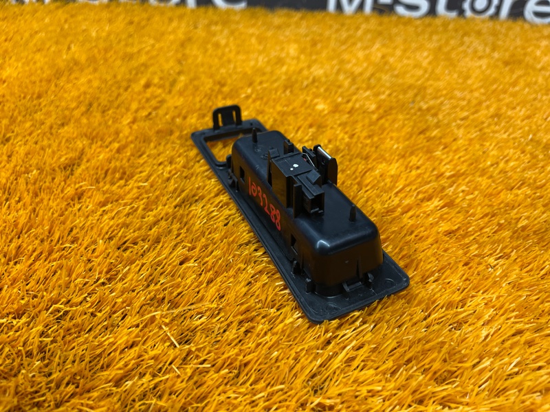 ручка багажника, 1500 рублей, Красноярск