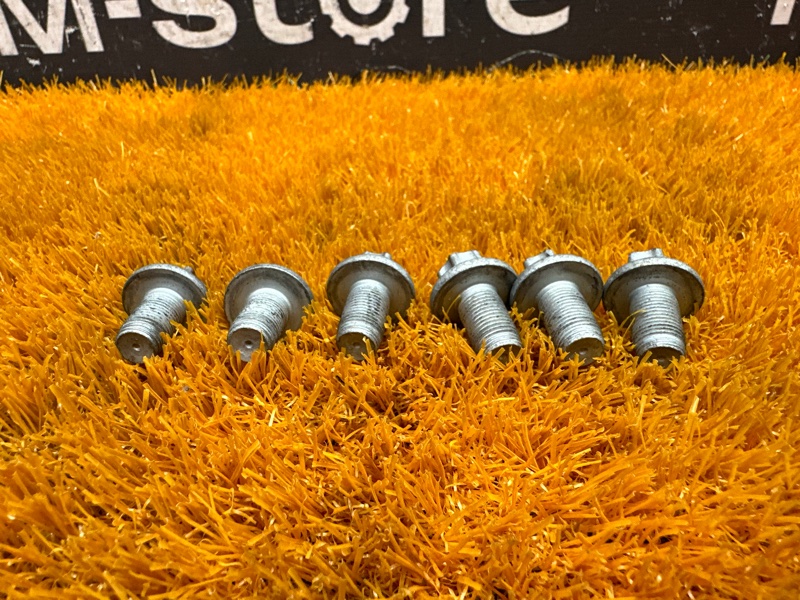 болт гидротрансформатора, 400 рублей, Красноярск