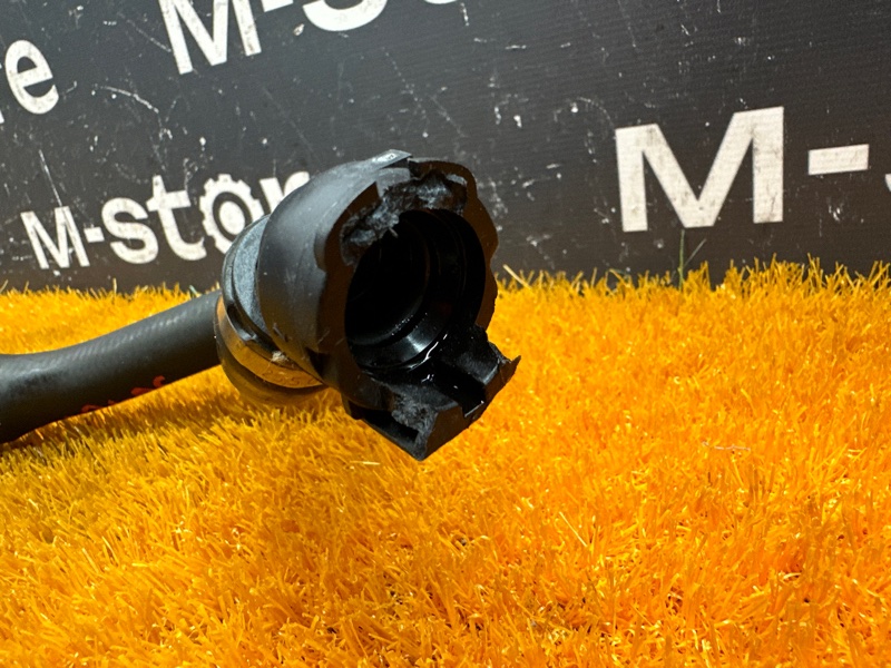 Патрубок системы охлаждения, 1000 рублей, Красноярск