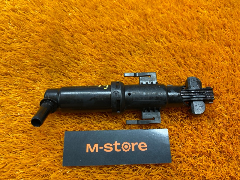 Форсунка омывателя фары, 1000 рублей, Красноярск