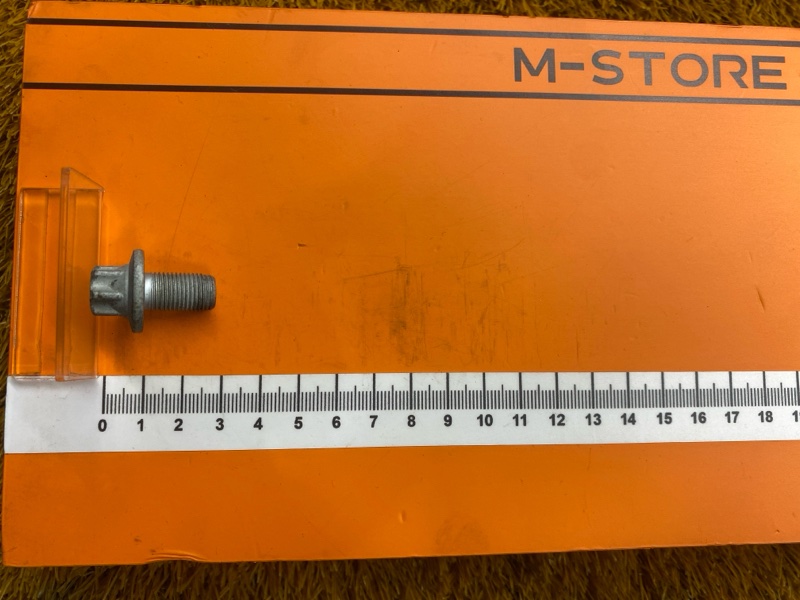 болт гидротрансформатора, 400 рублей, Красноярск