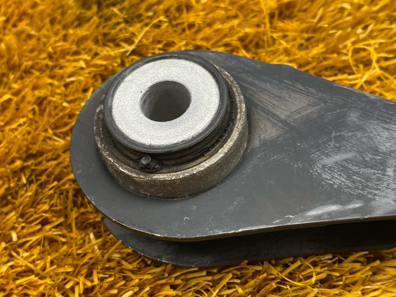 Рычаг подвески верхний, 500 рублей, Красноярск