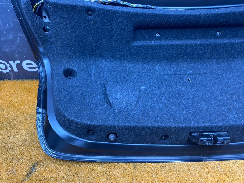 крышка багажника, 10000 рублей, Красноярск