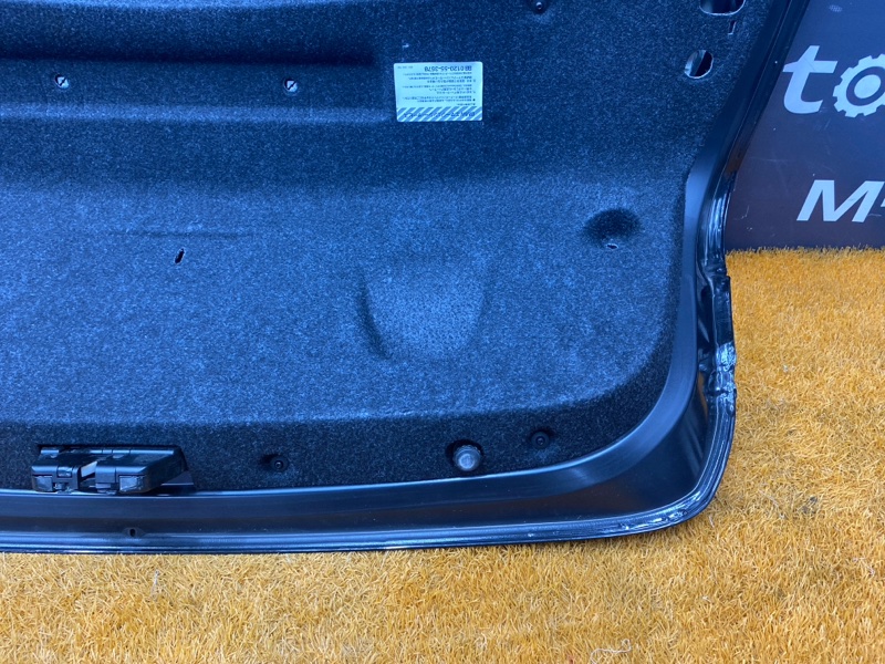 крышка багажника, 10000 рублей, Красноярск