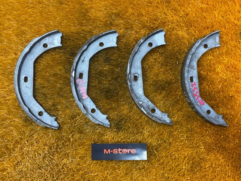 Колодки ручника, 1000 рублей, Красноярск