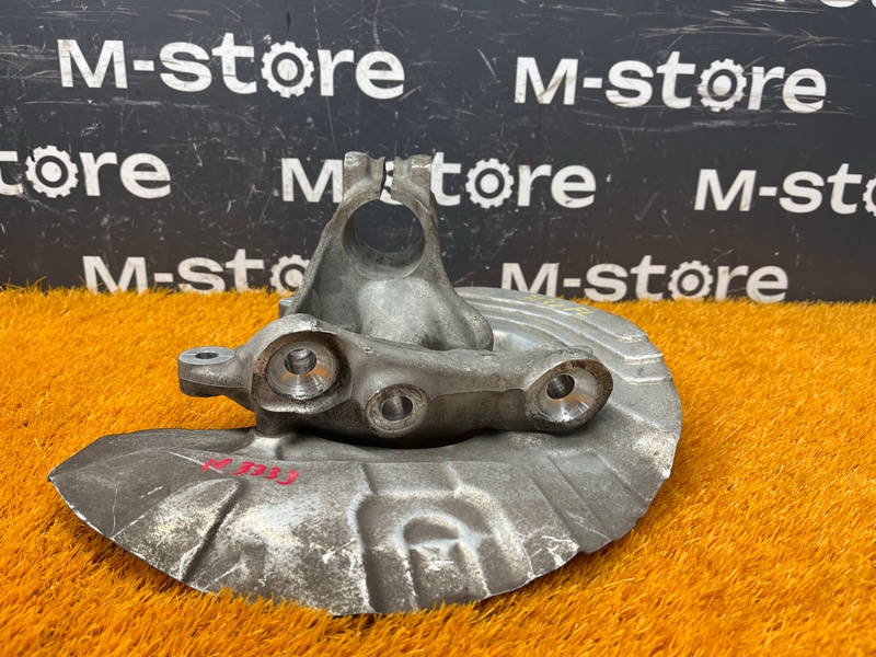 кулак поворотный, 2000 рублей, Красноярск