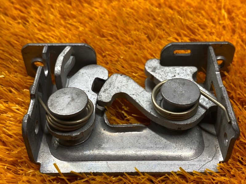 замок капота, 300 рублей, Красноярск