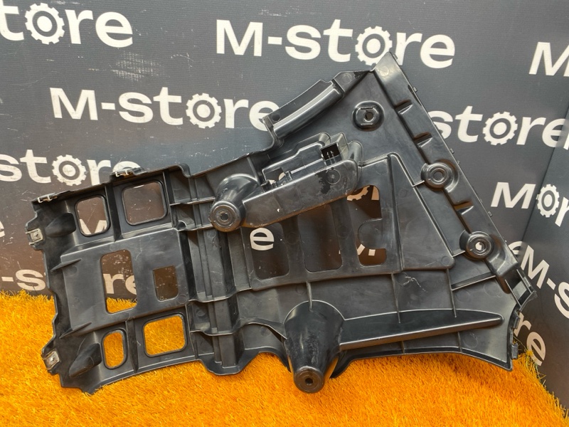 крепление бампера, 1000 рублей, Красноярск