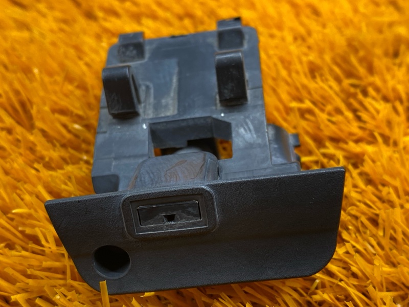 форсунка омывателя, 1000 рублей, Красноярск