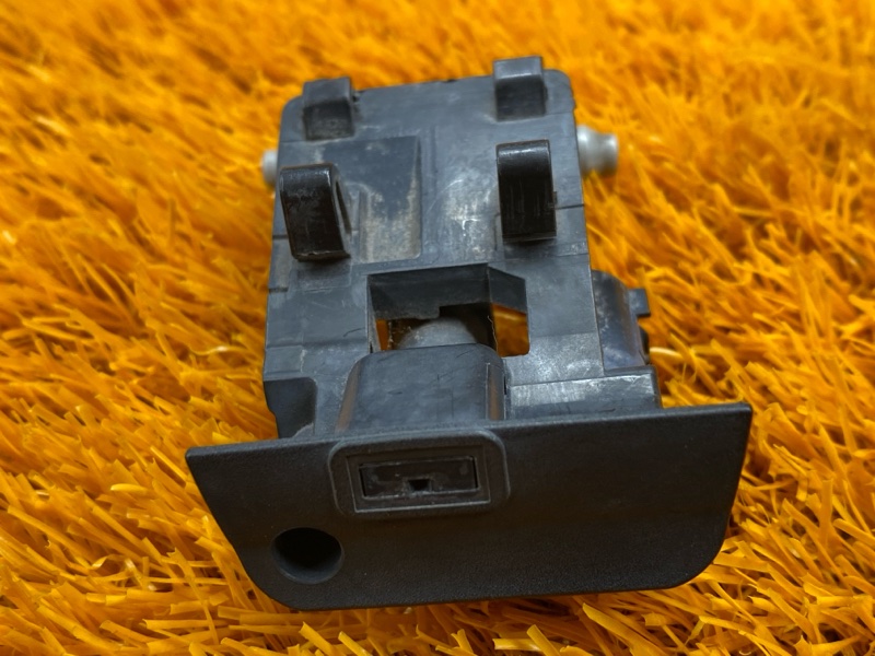 форсунка омывателя, 1000 рублей, Красноярск