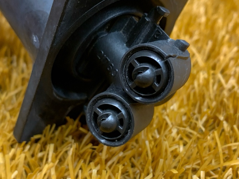 Форсунка омывателя фары, 1000 рублей, Красноярск