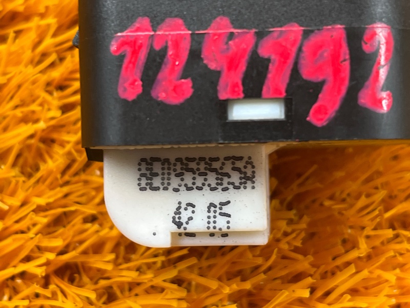 Кнопка регулировки зеркал, 300 рублей, Красноярск