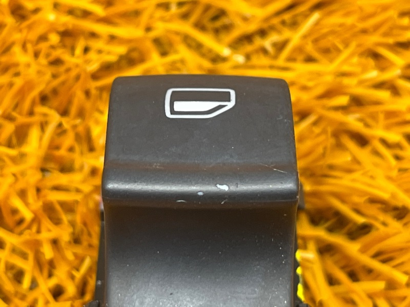 кнопка стеклоподъемника, 300 рублей, Красноярск