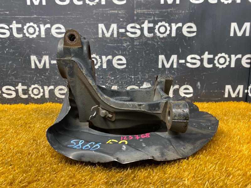 кулак поворотный, 2000 рублей, Красноярск