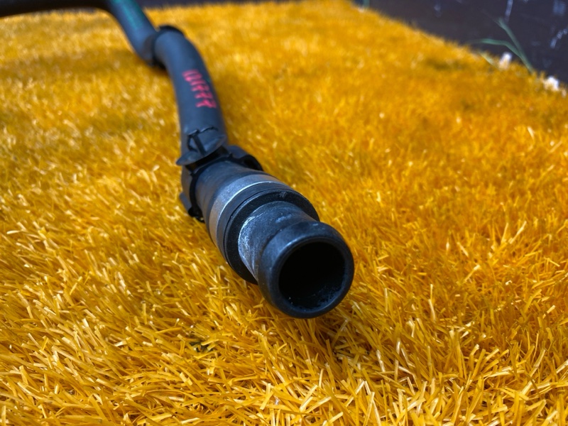 Патрубок системы охлаждения, 2000 рублей, Красноярск