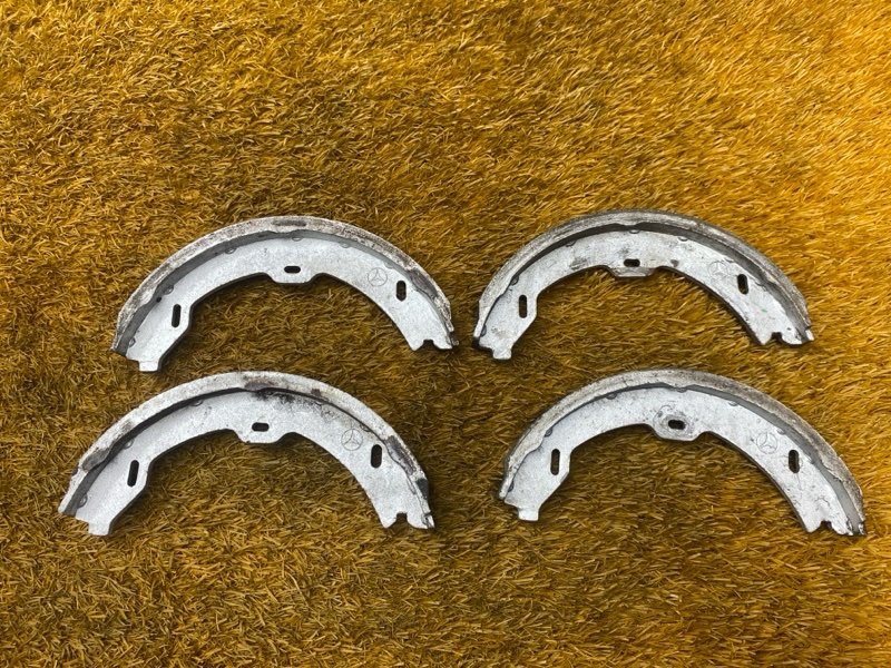 Колодки ручника, 1000 рублей, Красноярск