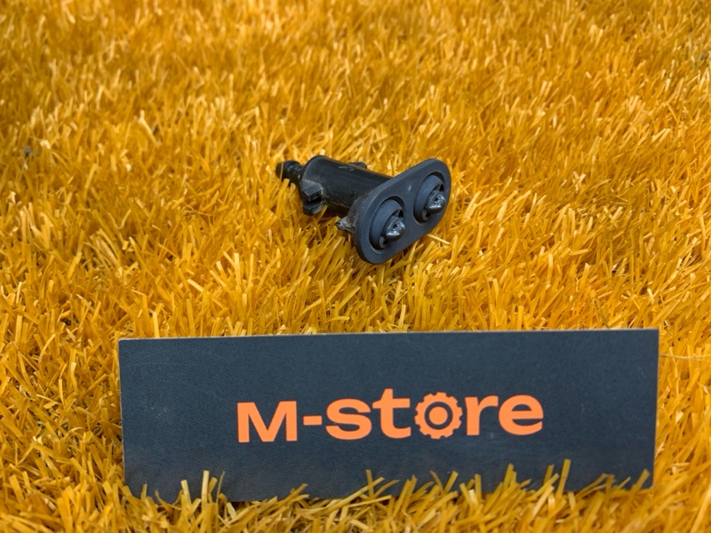 Форсунка омывателя фары, 1000 рублей, Красноярск