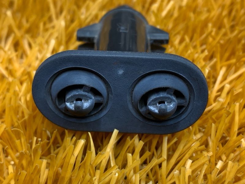 Форсунка омывателя фары, 1000 рублей, Красноярск