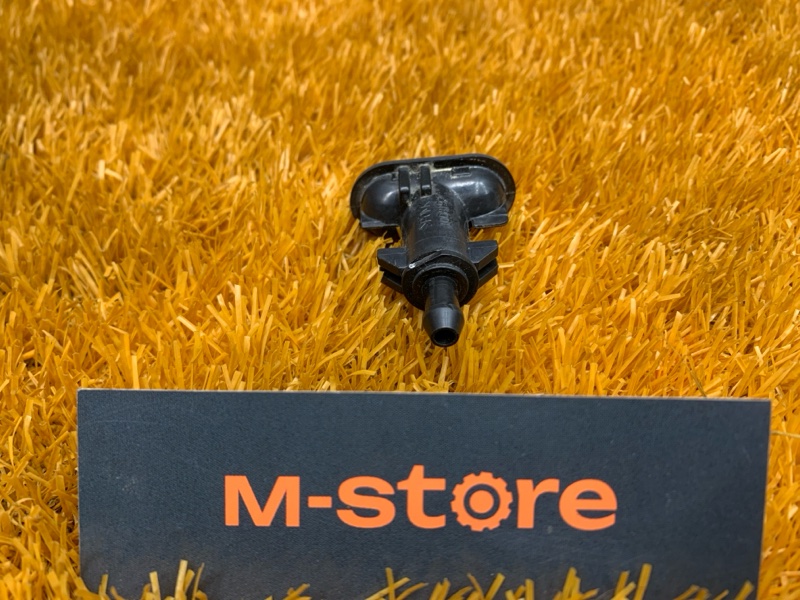 Форсунка омывателя фары, 1000 рублей, Красноярск